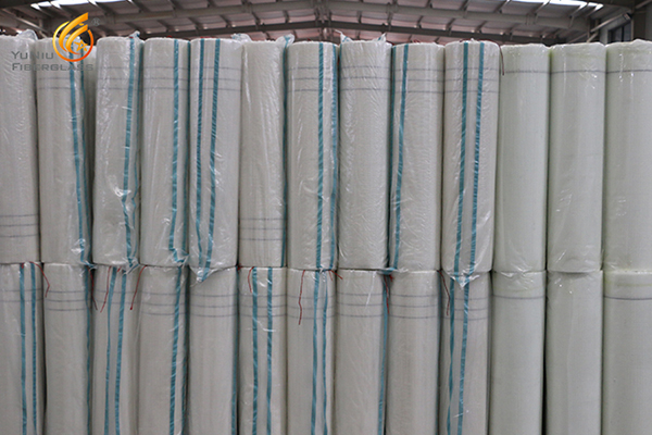 Moisture proof carbon fiber cloth